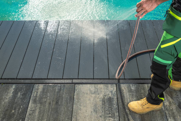 Why Choose Our Certified Pressure Washing Experts for Your Project Needs in Middlebury, IN?